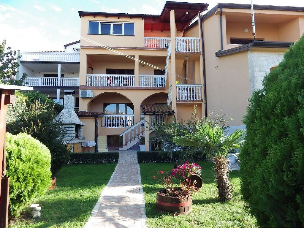 Apartment Zdravko Štinjan
