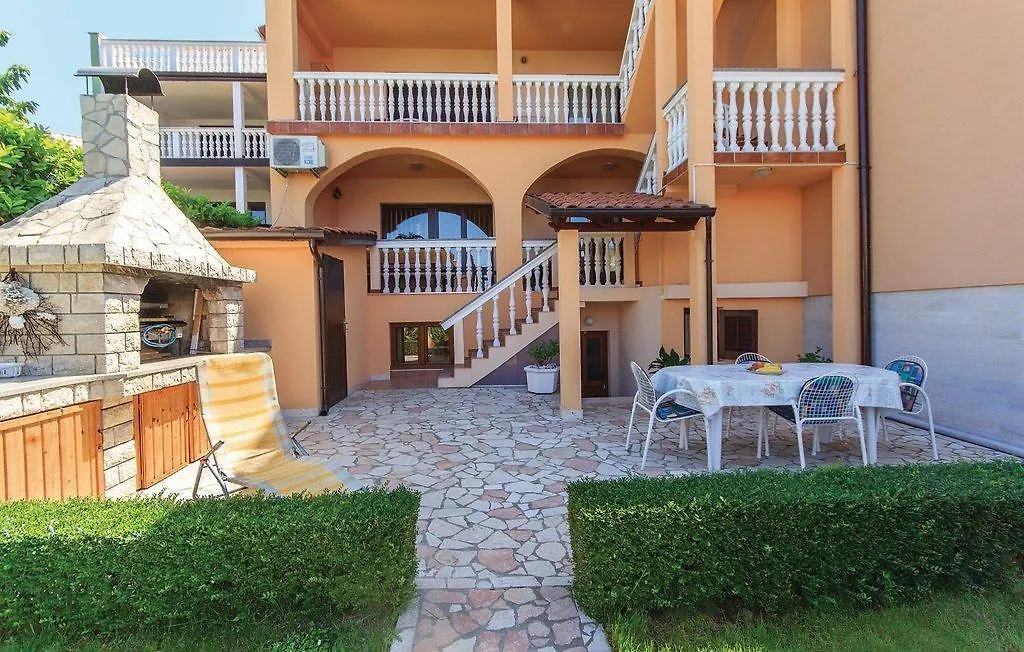 Apartment Zdravko Štinjan