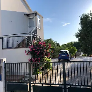 Mira , Trogir Chorwacja